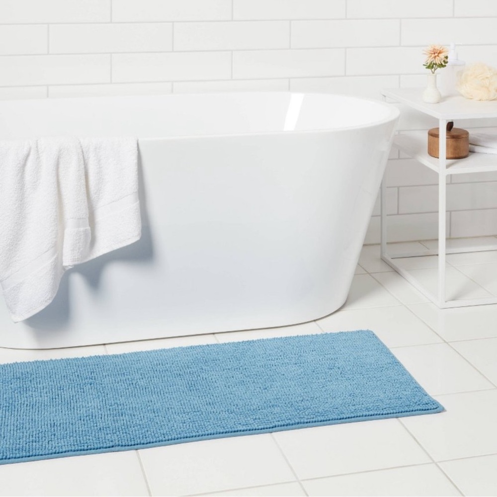 Everyday chenille bath rug quilt blue 20”x 58”